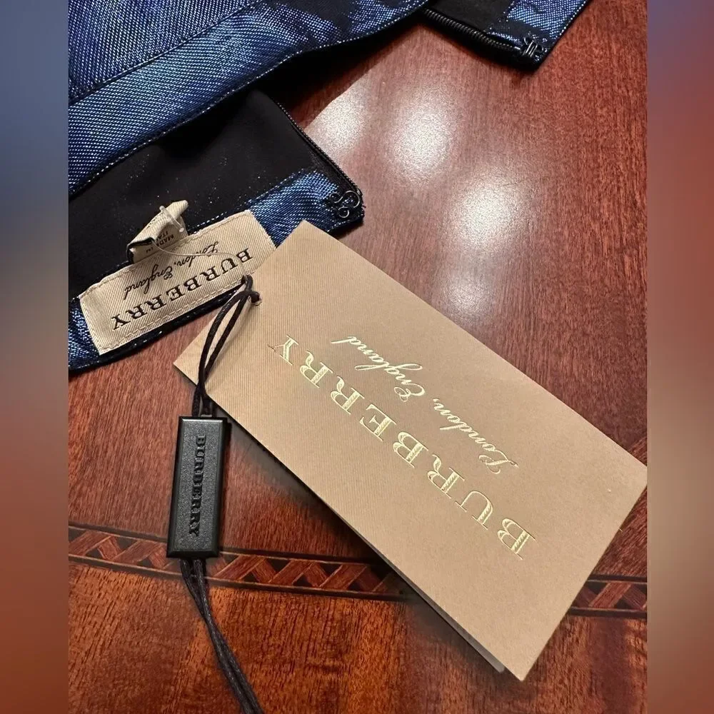 Burberry Women’s midi length silk blend skirt size 6 dark blue NWT - Picture 16 of 16